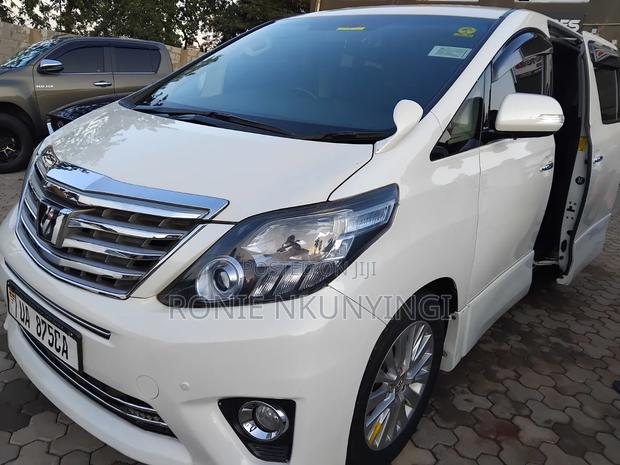 Toyota Alphard 2014 White
