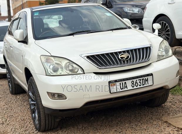 Toyota Harrier 2.4 2008 White
