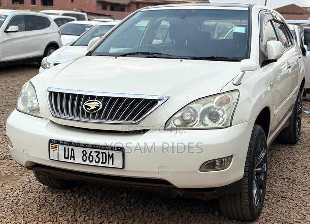 Toyota Harrier 2.4 2008 White