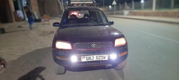 Toyota RAV4 2009 Red