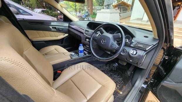 Mercedes-Benz E300 2010 Black