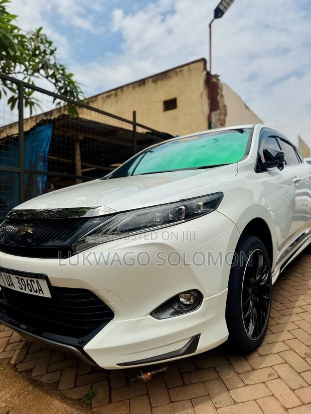 Toyota Harrier 2017 White
