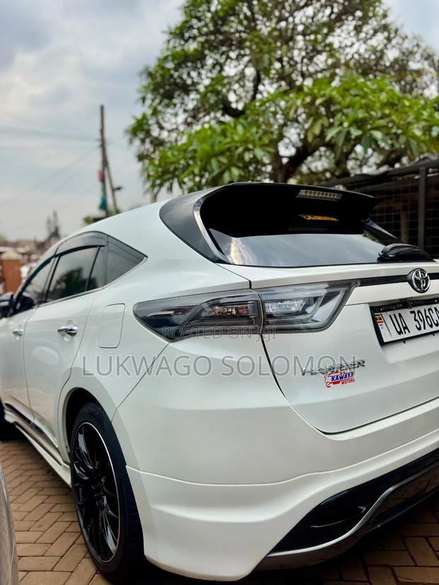 Toyota Harrier 2017 White
