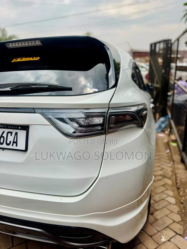 Toyota Harrier 2017 White