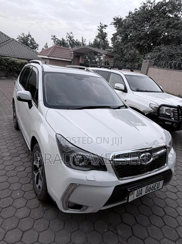 Subaru Forester Base 2022 White
