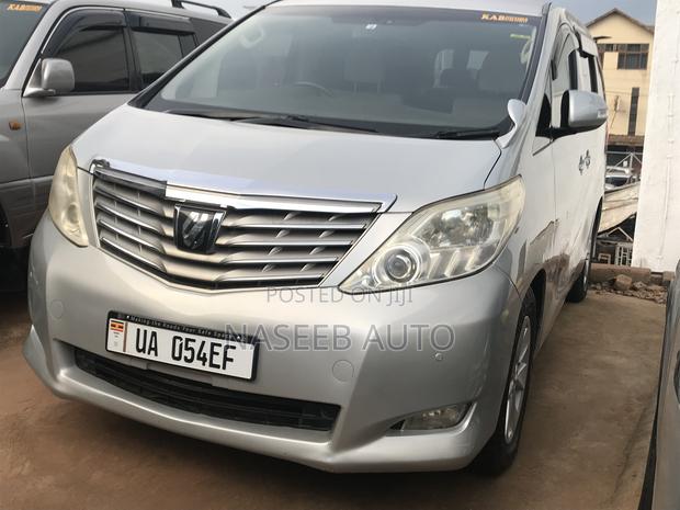 Toyota Alphard 2007 Silver