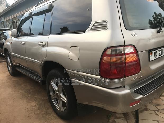 Toyota Land Cruiser Prado 2003 Gold