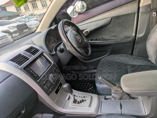 Toyota Corolla Fielder 2009 Silver