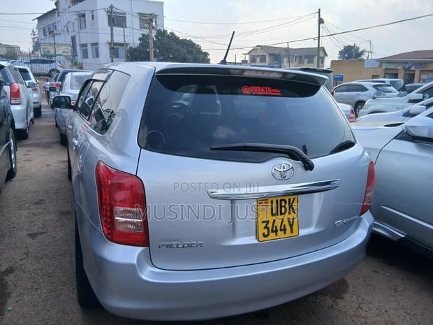 Toyota Corolla Fielder 2008 Silver