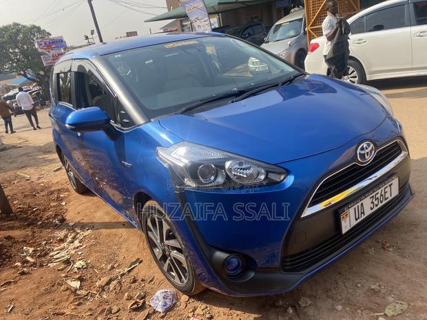 New Toyota Sienta 2023 Blue
