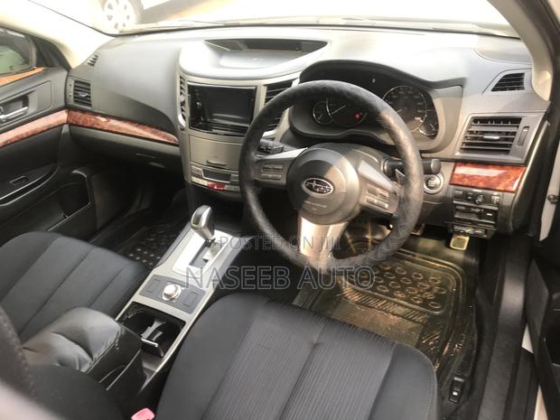 Subaru Legacy 2010 White