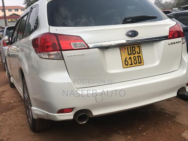 Subaru Legacy 2010 White