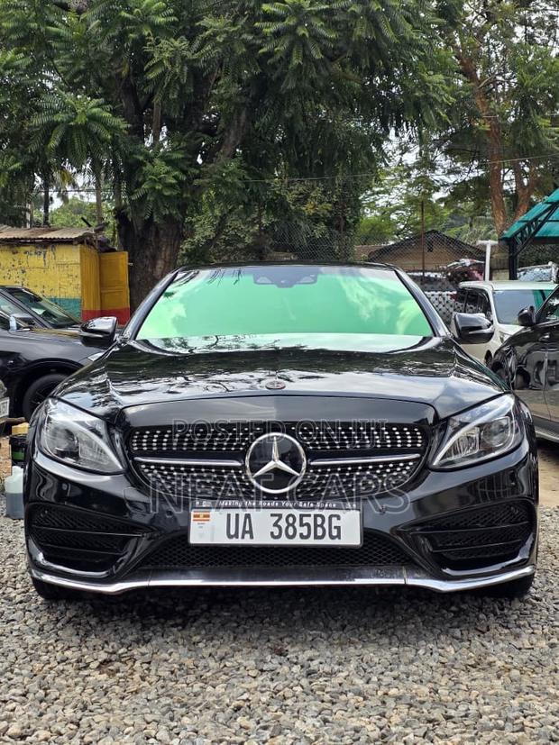 Mercedes-Benz C200 2014 Black