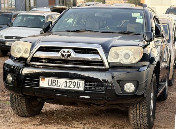Toyota Hilux Surf 2.7 SSR 2009 Black