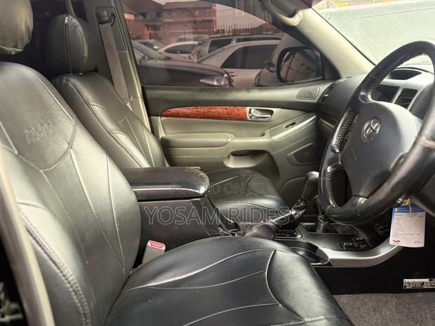 Toyota Land Cruiser Prado 3.0 TD 2010 Black