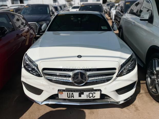 Mercedes-Benz C200 2015 White