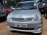Toyota Sienta 2006 Silver for sale