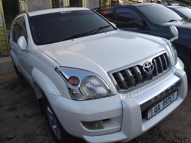 Toyota Land Cruiser 2009 Gray