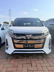 Toyota Noah 2.0 AWD (7 Seater) 2018 White for sale