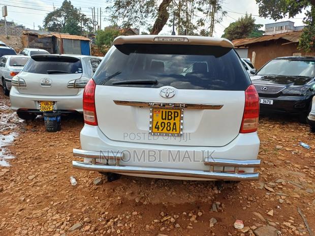 Toyota Wish 2006 White