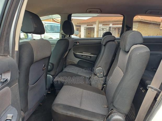Toyota Wish 2006 White