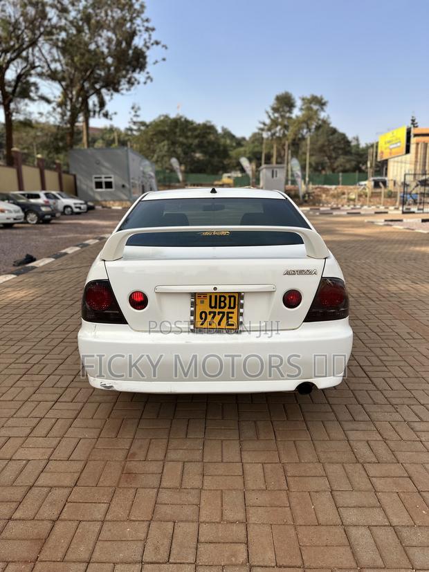 Toyota Altezza 2003 White