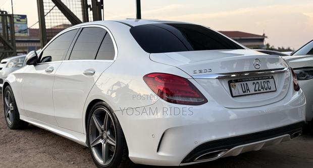 Mercedes-Benz C200 2016 White