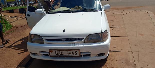 Toyota Corolla 1995 White