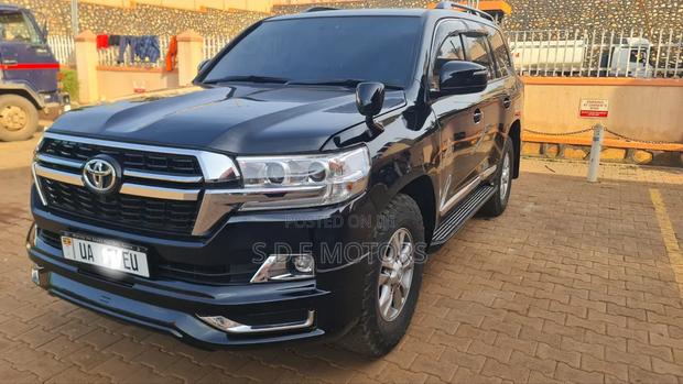 Toyota Land Cruiser 2017 Black