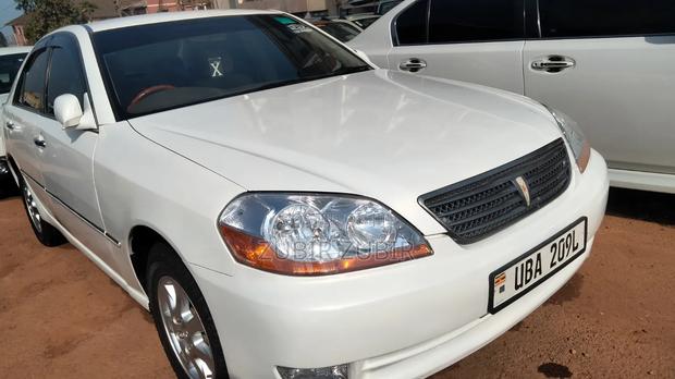 Toyota Mark II 2004 White