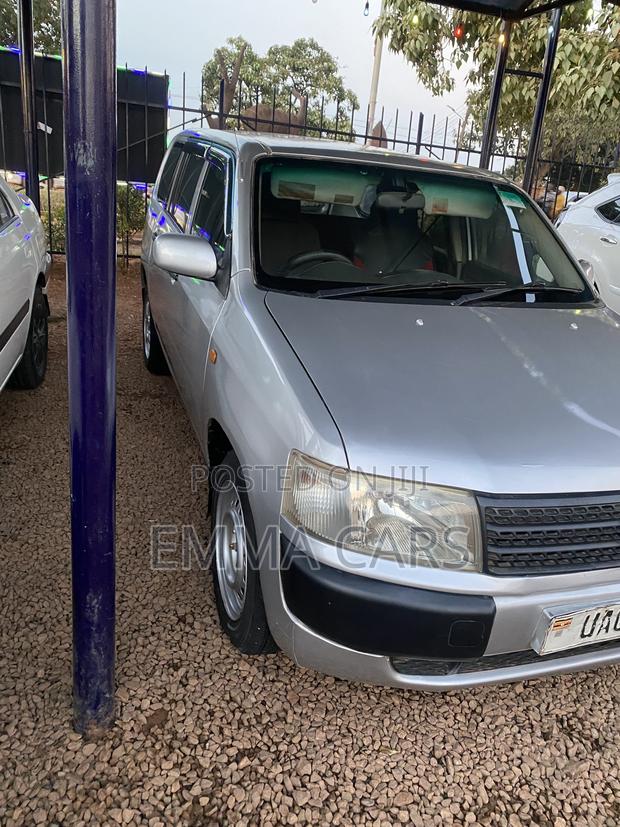 Toyota Probox 2004 Gray