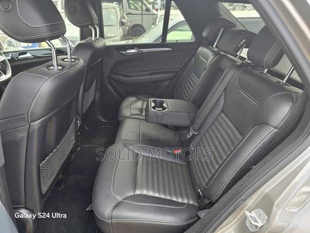 Mercedes-Benz GLE-Class AMG GLE 43 4MATIC 2017 Gray