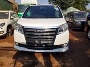 Toyota Noah 2.0 AWD (7 Seater) 2014 White for sale