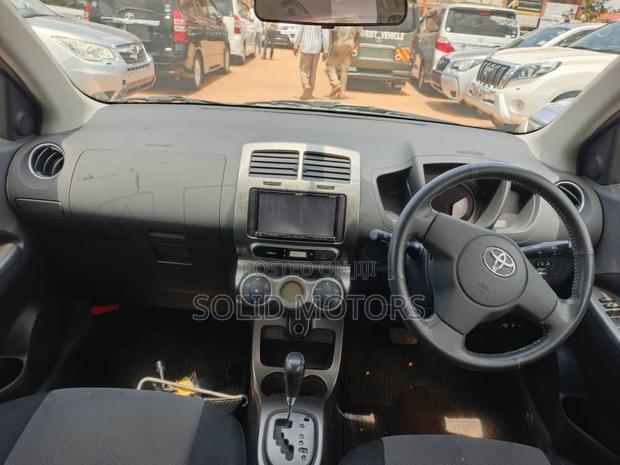 Toyota IST 2013 Silver