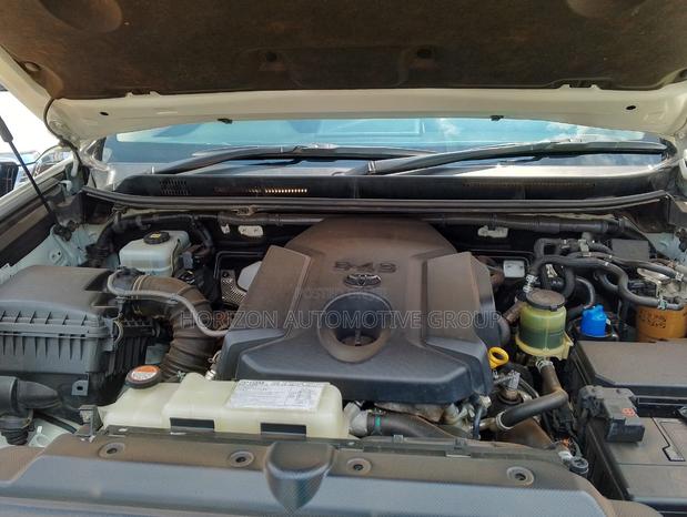 Toyota Land Cruiser Prado 3.0 D-4D (172 Hp) 2015 White