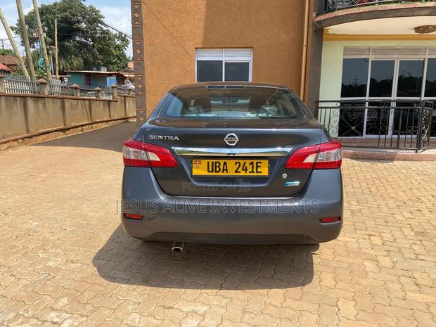 Nissan Sentra 2016 Gray