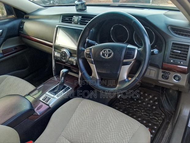 Toyota Mark X 2010 Gray