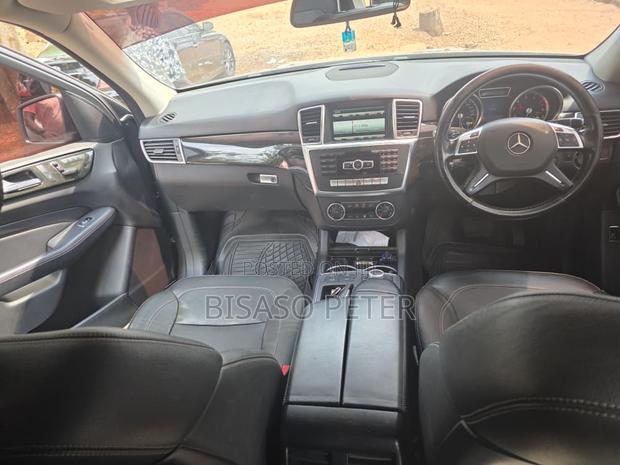 Mercedes-Benz M Class ML350 4dr SUV (3.5L 6cyl 7A) 2015 Gray