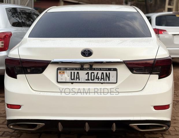 Toyota Mark X 2.5 RWD 2012 White