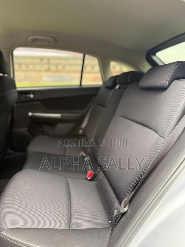 Subaru Impreza 2.0i Premium PZEV 4dr Hatchback AWD (2.0L 4cyl CVT) 2015