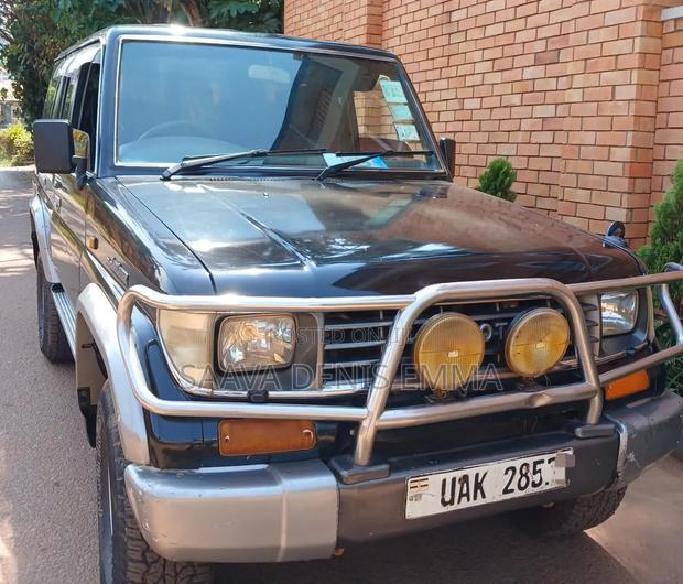 Toyota Land Cruiser Prado 1998 Black