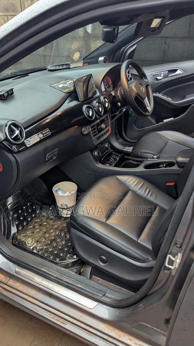 Mercedes-Benz B-Class 2016 Gray