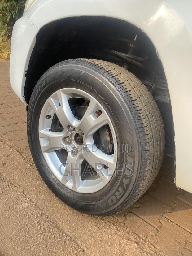 Toyota RAV4 2009 White