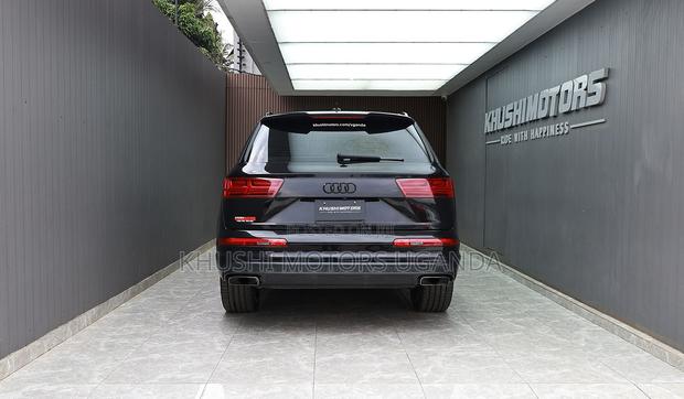 Audi Q7 2016 Black