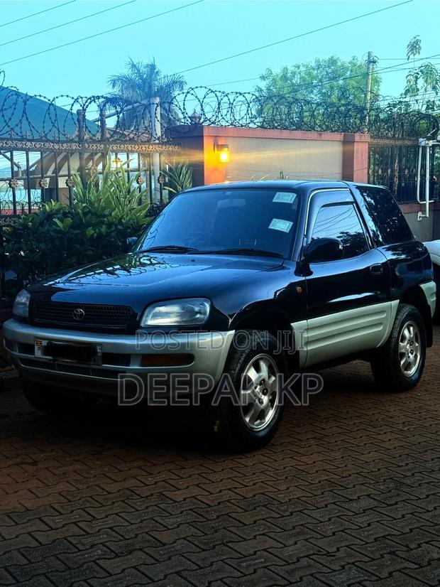 Toyota RAV4 2018 Black
