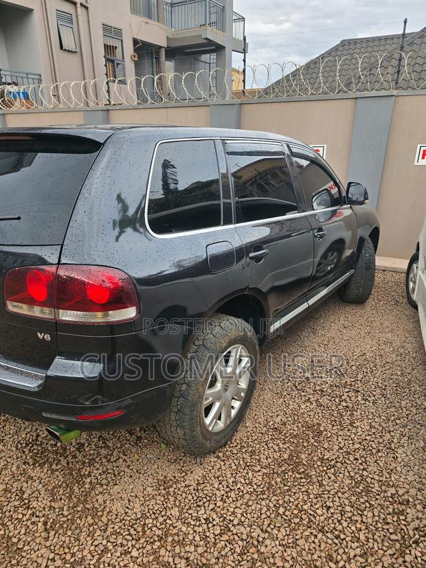 Volkswagen Touareg 2009 Black