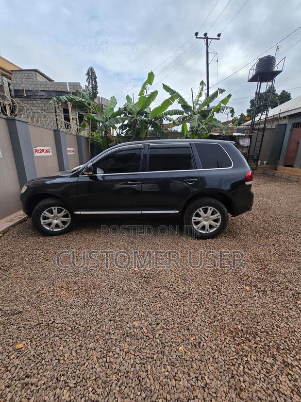 Volkswagen Touareg 2009 Black