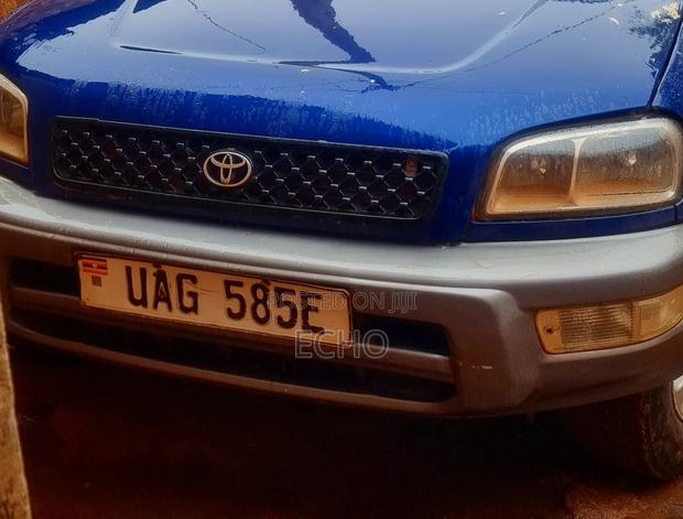 Toyota RAV4 2005 Blue