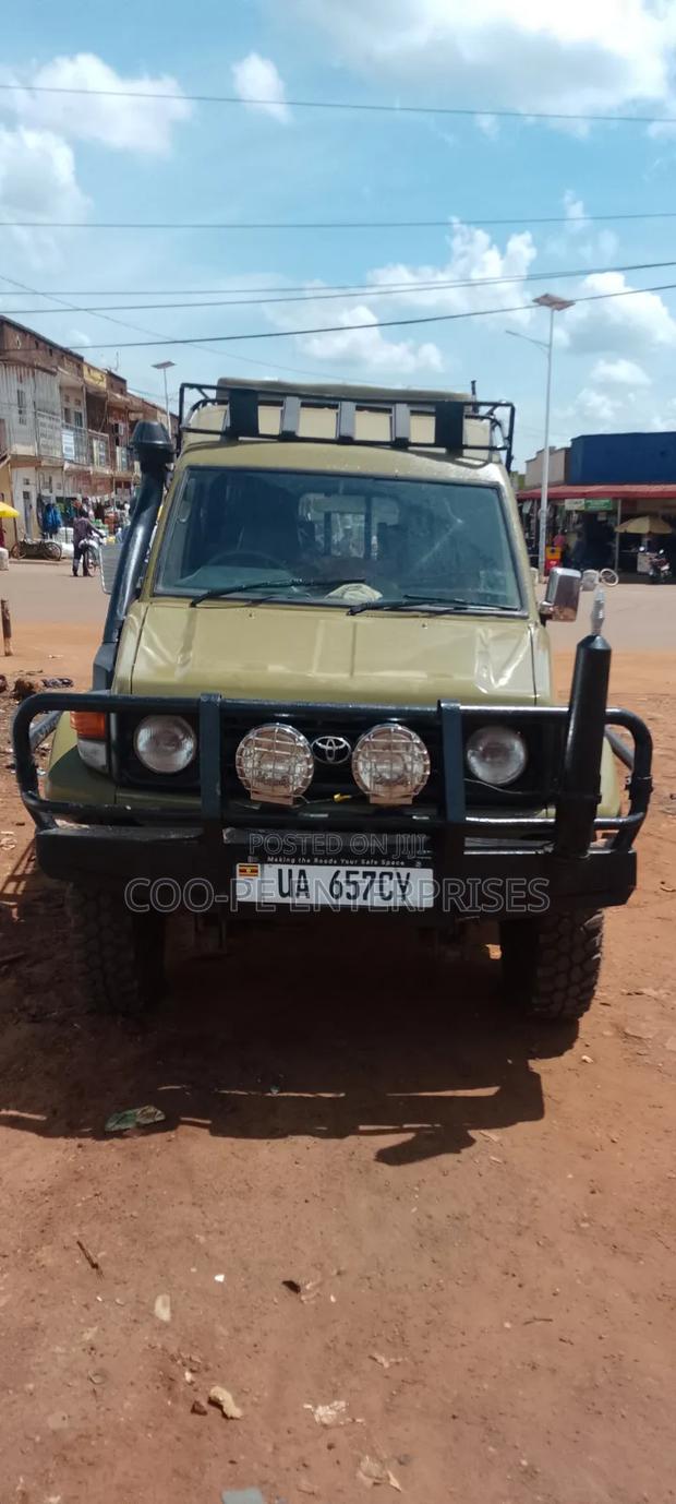 Toyota Land Cruiser HDJ 100 4.2 D 1998 Green