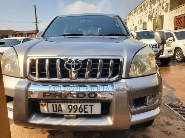 Toyota Land Cruiser Prado 2007 Gray